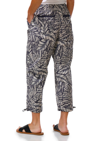 Thumbnail 3: Democracy Women's Retro Palm Woven Capris 