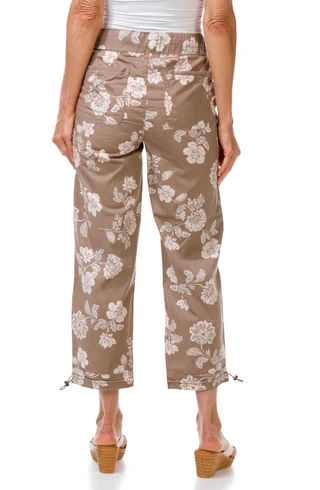 Thumbnail 2: Democracy Women's Retro Palm Woven Capris 