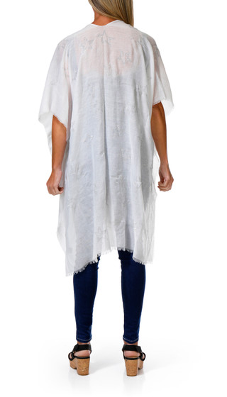 Thumbnail 2: Lulu Women's Embellished Fringe Hem Kimono  
