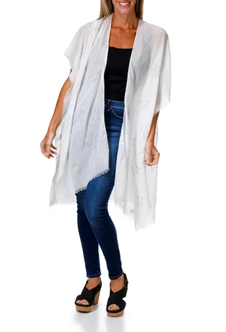 Thumbnail 1: Lulu Women's Embellished Fringe Hem Kimono  