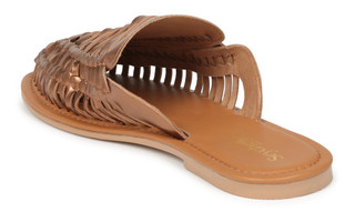 Thumbnail 3: Seychelles Women's Little Italy Slides  