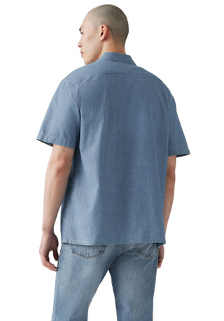 Thumbnail 3: Levi's Classic Camp Shirt in Douglas Chambray 