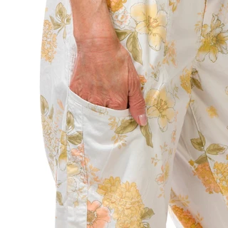 Thumbnail 4: Democracy Women's Pull On Floral Capris 