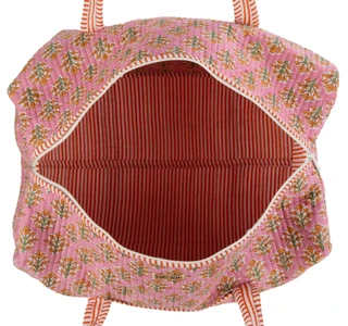 Thumbnail 2: Haute Dreamz Quilted Floral Print Weekender Bag 