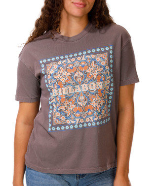Thumbnail 1: BILLABONG Juniors Short Sleeve Graphic Tee 