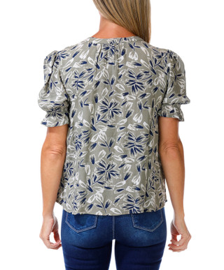 Thumbnail 2: Kate Park Women's Petite  Floral Print Top  
