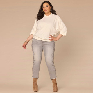 Thumbnail 2: Democracy Plus 3Q Sleeve Crew Neck Top 