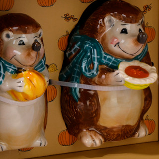 Thumbnail 3: BLUE SKY 2 Pc Ceramic Hedgehog Salt & Pepper Shakers 