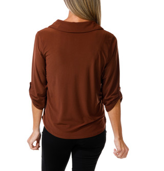 Thumbnail 2: Joie De Vivre Women's 3-Studded Split Neck Top 