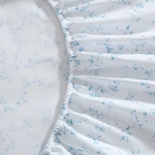 Thumbnail 22: Laura Ashley Laura Ashley Delphine Sprig Microfiber Comforter Set 