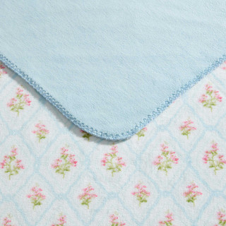 Thumbnail 3: Laura Ashley Laura Ashley Pinford Trellis Microfiber Throw 