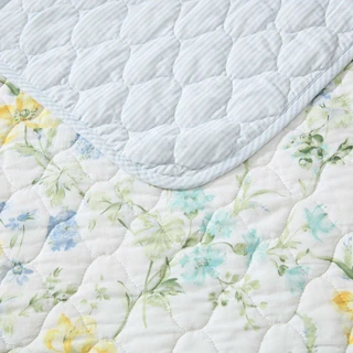 Thumbnail 17: Laura Ashley Laura Ashley Poppy Meadow Cotton Quilt Set 