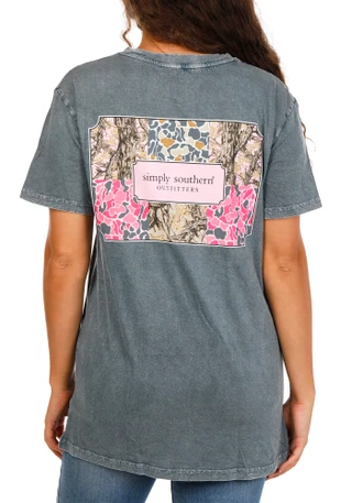 Thumbnail 1: SIMPLY SOUTHERN Juniors Graphic Logo Tee 