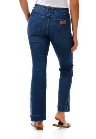 Thumbnail 2: Wrangler Women's Flare Leg Jeans  