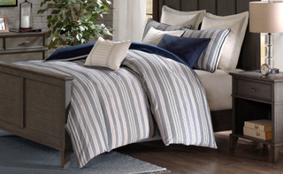 Thumbnail 1: Madison Park Madison Park Signature Farmhouse Comforter Set 
