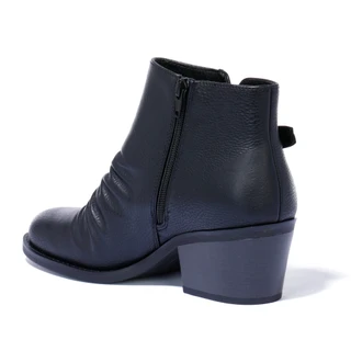 Thumbnail 2: Baretraps Women's Linnea Block Heel Booties 