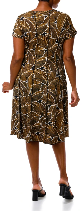 Thumbnail 2: Sami & Jo Plus Short Sleeve Botanical Print Midi Dress 