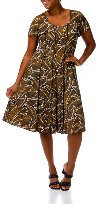 Thumbnail 1: Sami & Jo Plus Short Sleeve Botanical Print Midi Dress 
