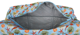 Thumbnail 3: Traveland 22 in Quilted Tropical Print Duffel Bag 