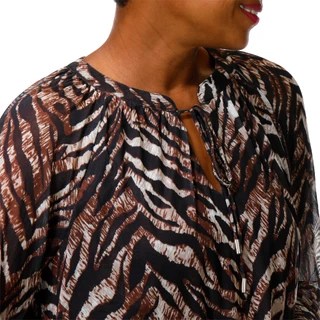 Thumbnail 2: Ava & Grace Women's Plus Bell Sleeve Tie Front Keyhole Blouse 