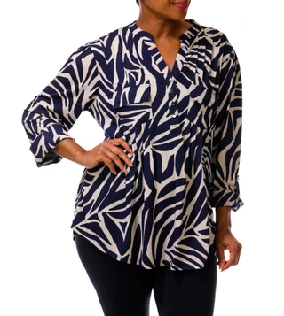 Thumbnail 4: Cocomo Women's Plus 3/4 Sleeve Split Neck Front Pleat Top 