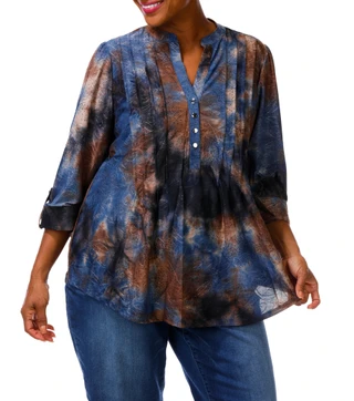 Thumbnail 1: AVA AND GRACE Women's Plus Quarter Button Top  