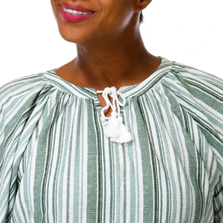 Thumbnail 4: Joie De Vivre Women's Plus Stripe Print Top  