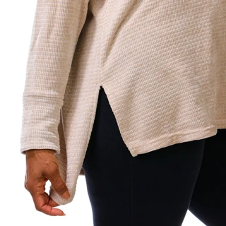Thumbnail 3: Chenault Women's Plus Solid Top  