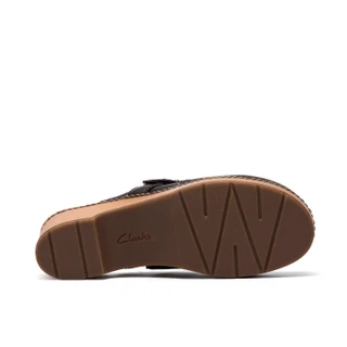 Thumbnail 3: Clarks Women's Paizlee Leah Clogs 