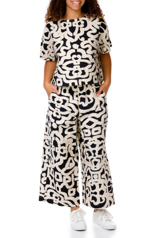 Thumbnail 1: Adrianna Papell Women's Crinkle Woven 2-Piece Pant Set 