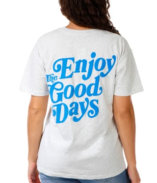 Thumbnail 3: Vintage threadz Juniors' Puff Graphic Boyfriend Tee 