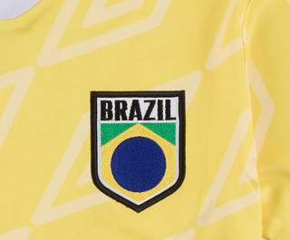 Thumbnail 2: Umbro Big Boys Short Sleeve Active Brazil Jersey 