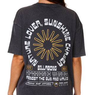 Thumbnail 3: BILLABONG Juniors' Short Sleeve Sunshine Chaser Tee  