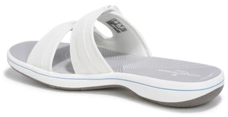 Thumbnail 3: Clarks Women's Breeze Piper Casual Slide Sandals  
