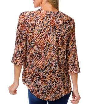 Thumbnail 4: Vera Rose Women's 3/4 Sleeve Animal Print Split Neck Top 