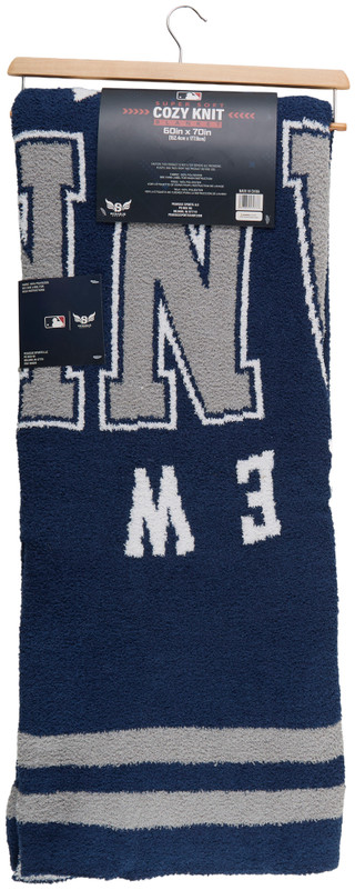 Thumbnail 2: New York Yankees 60x70 Cozy Knit Blanket 