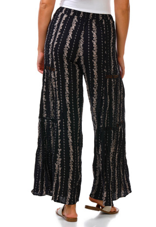 Thumbnail 3: Angie Juniors' Floral Ruffle Hem Pants 
