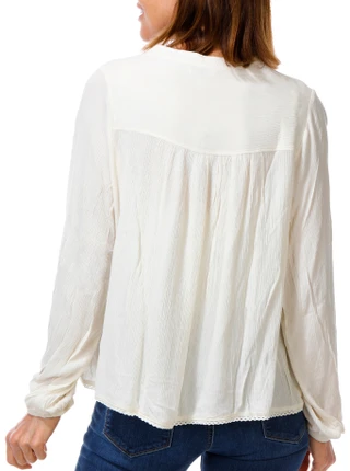 Thumbnail 2: Coral Bay Women's Petite Long Sleeve Embroidered Top  