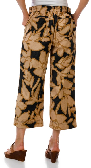 Thumbnail 3: Democracy Women's Casual Woven Floral Print Capris  