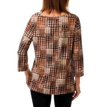 Thumbnail 2: Emily Daniels Women's 3/4 Sleeve Printed Knit Top 