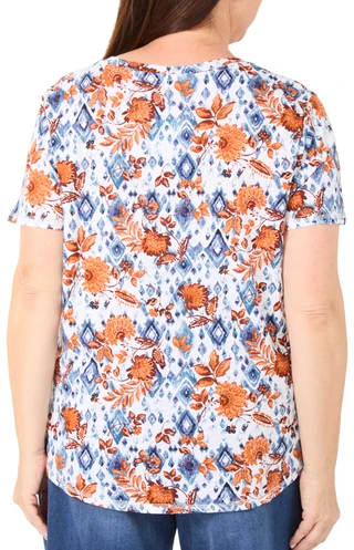 Thumbnail 2: Blue Sol Women's Plus Floral Print V-Neck Top 
