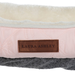 Thumbnail 2: Laura Ashley 22 in Quilted Pet Bed 
