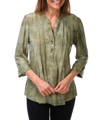 Thumbnail 1: Ava & Grace Women's 3/4 Sleeve Floral Embossed Pleated Top 