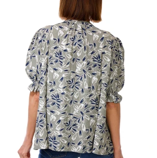 Thumbnail 4: Coral Bay Women's Short Sleeve Pintuck Print Top 
