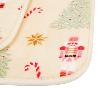 Thumbnail 2: Motif  2 Pc Christmas Nutcrackers Luxury Velvet Foam Bath Mat Set 