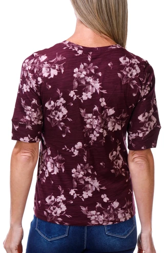 Thumbnail 2: Blue Sol Women's Petite 3/4 Sleeve Floral Luxey Tee 