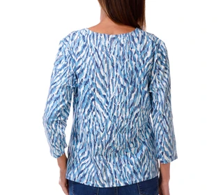 Thumbnail 2: Hearts of Palm Women's 3/4 Sleeve Etched Animal Print V Neck To 