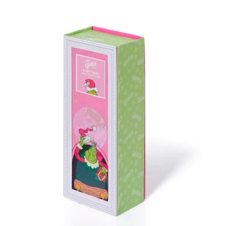 Thumbnail 2: Peanuts Women's 4-Piece Cozy Grinch Sock Boxed Set 