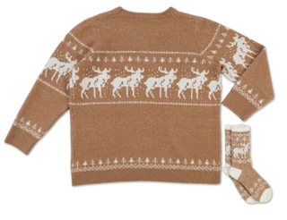 Thumbnail 2: Chelsea & Theodore Women's Plus 2-Piece Sweater & Socks Set 