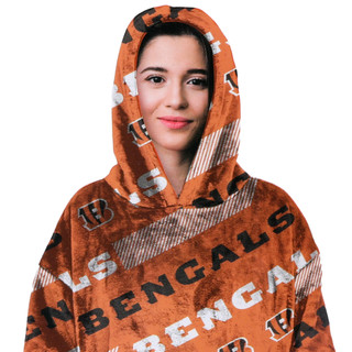 Thumbnail 2: CINCINNATI BENGALS 60x80 Sherpa-Lined Hooded Team Wearable Throw 